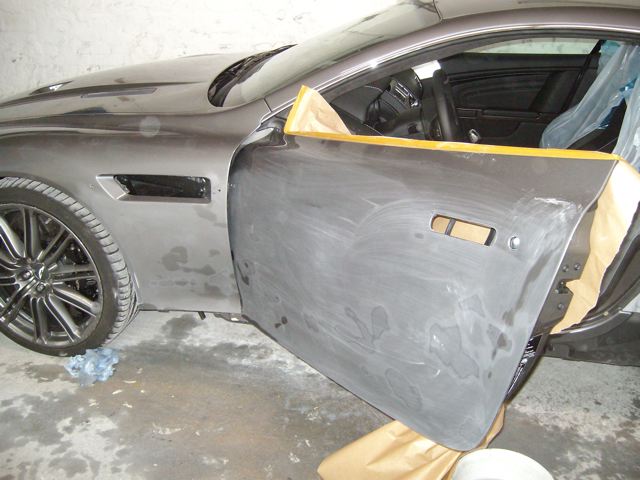 Aston Martin DBS Freie Astonfahrzeug Werkstatt Lackschaden