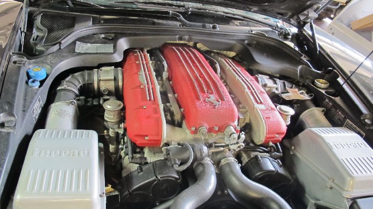Ferrari 12 Zylinder Motor